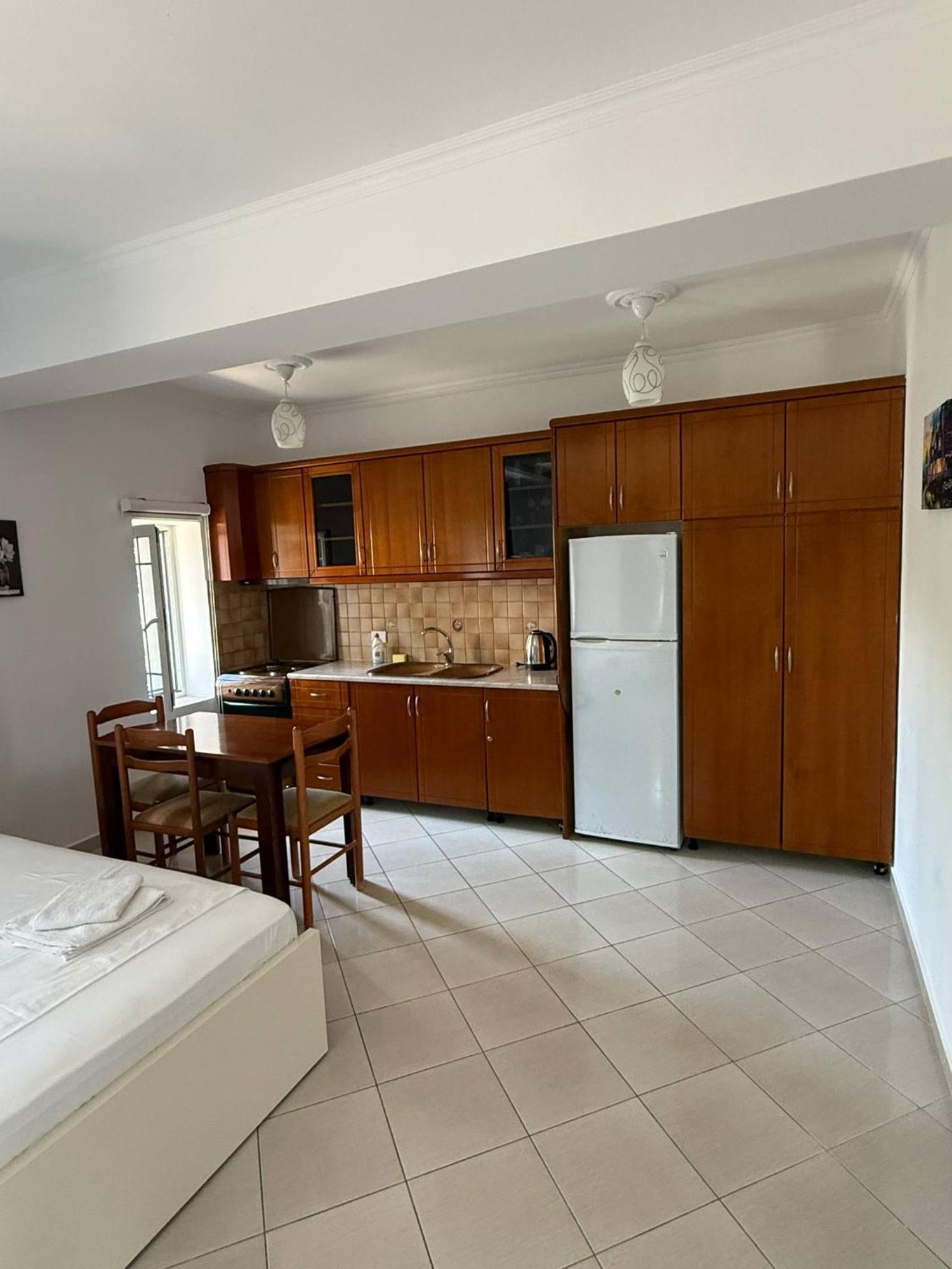 Bexheti Apart-hotel *